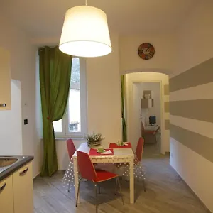 Casa San Vincenzo, Un Nido Nel Cuore Di Genova. Génova