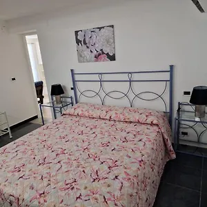 La Casa Minou Генуя